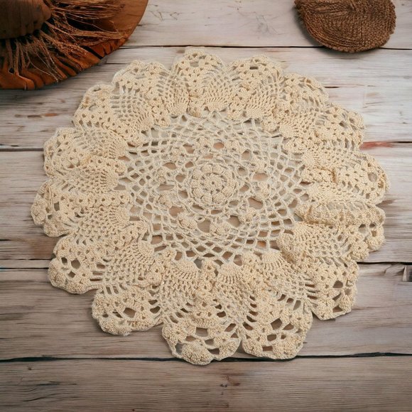 Handmade Doily Crochet Floral End Table 17" Vintage Nana Grandma Lace Cream - Picture 1 of 5